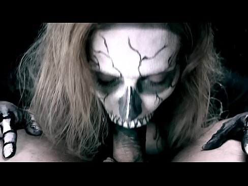 ❤️ Une fille démoniaque suce une bite avec sa bouche noire et avale le sperme. Porno russe at us fr.bassaniluigi.ru ❌